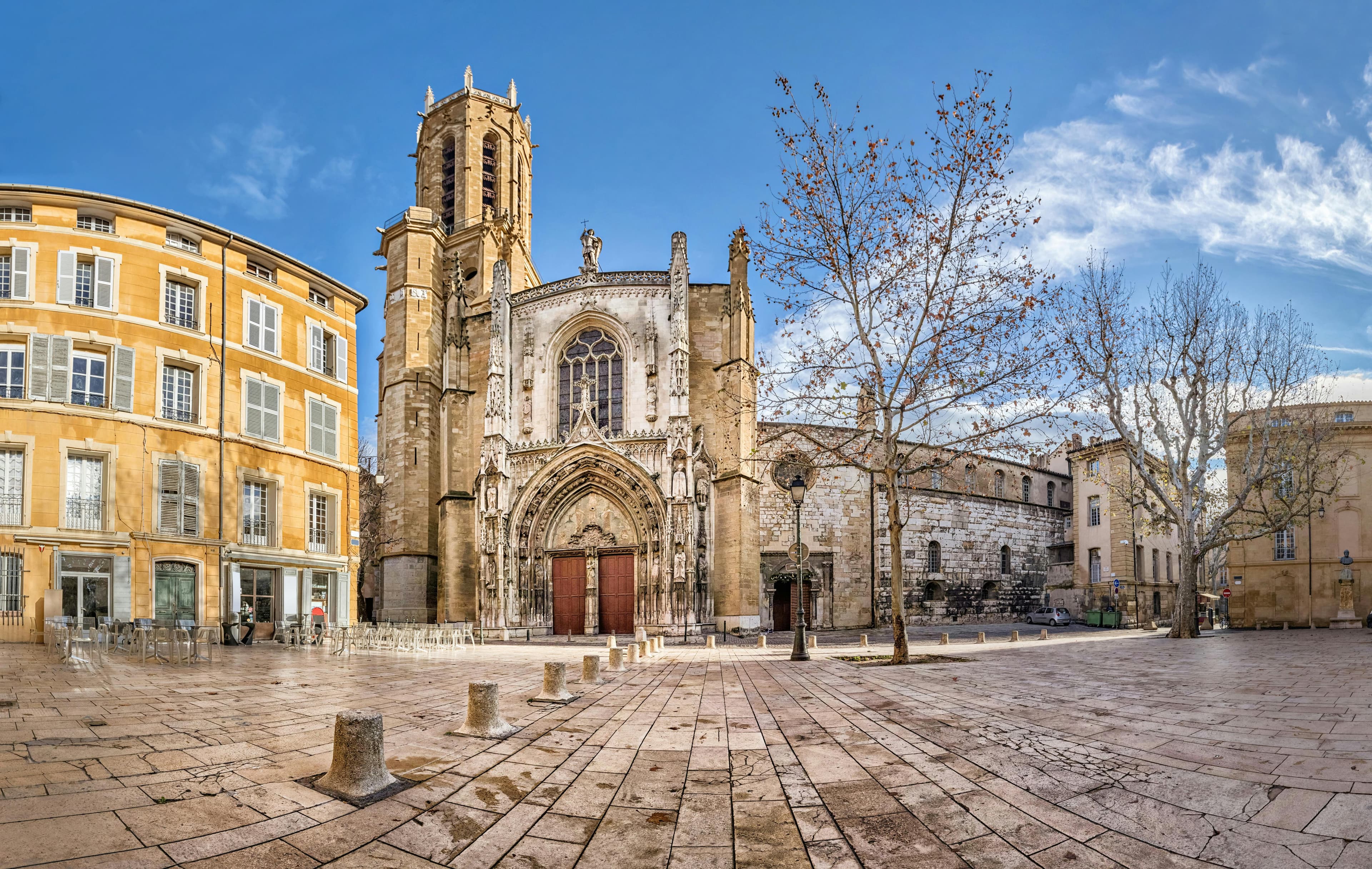 Aix en Provence city view