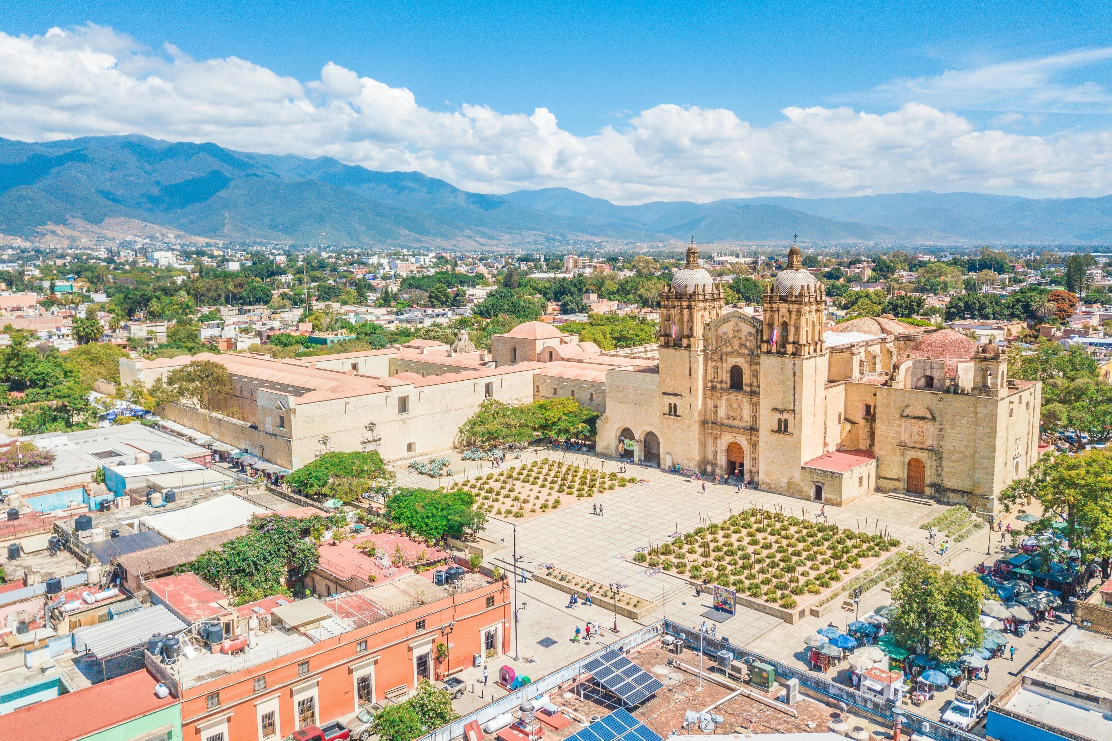 Oaxaca de Juárez city view