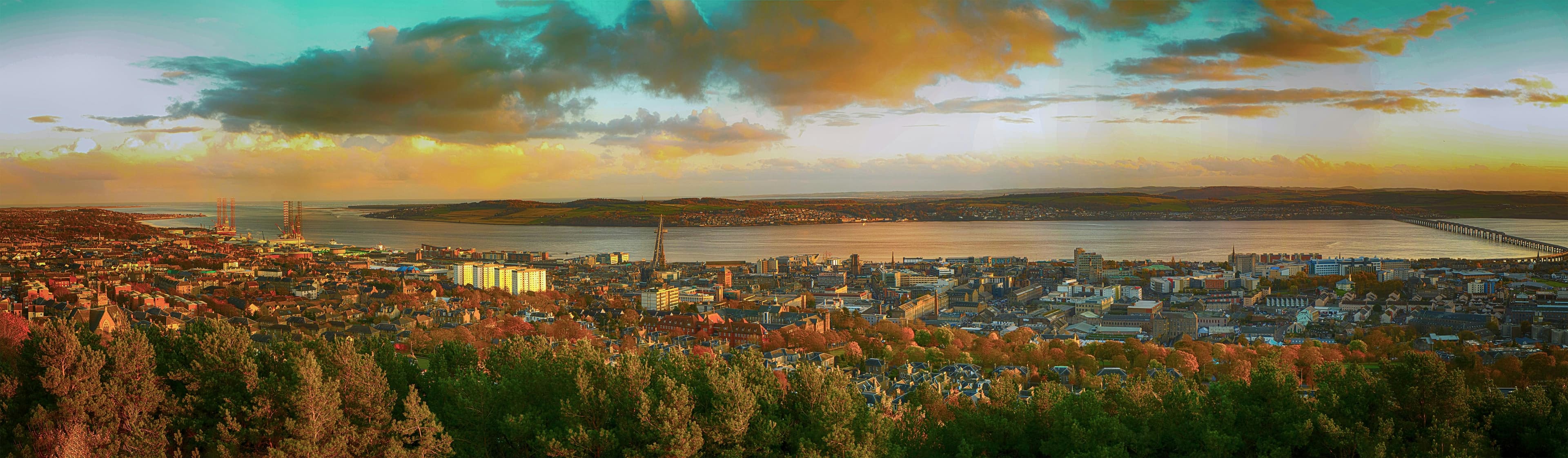 Dundee city view
