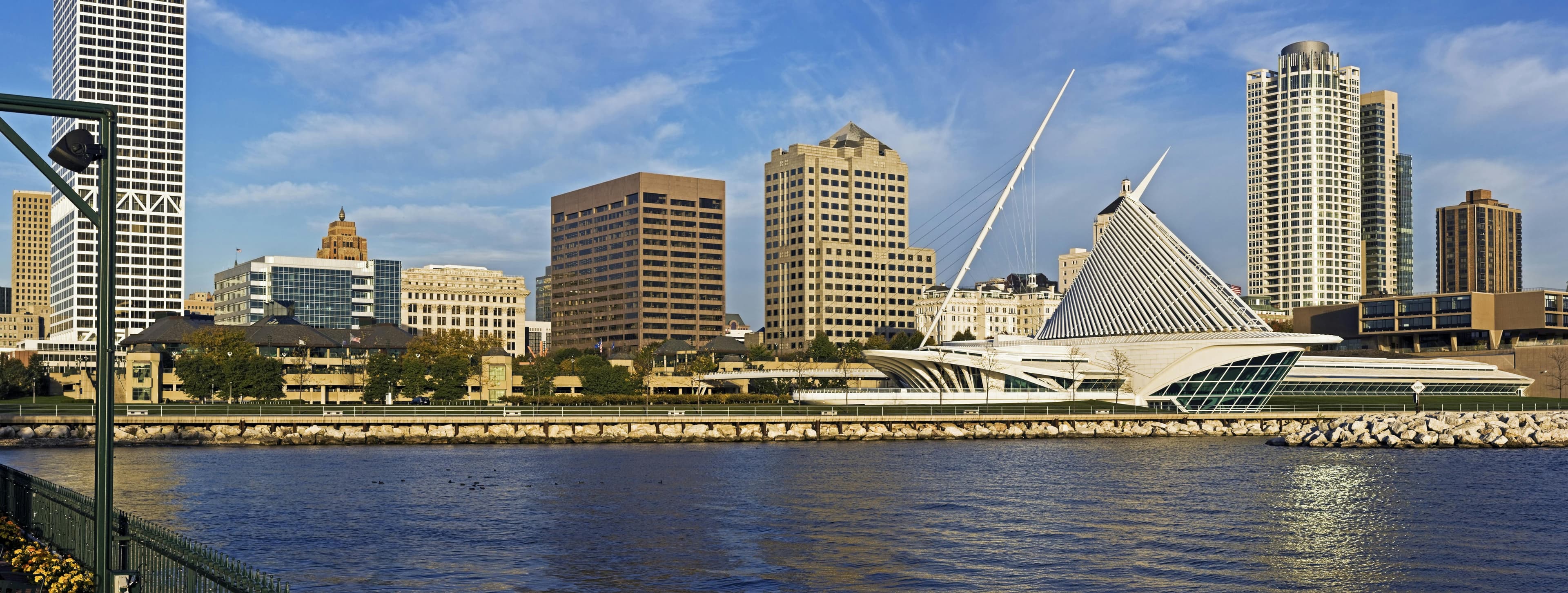 Milwaukee city view